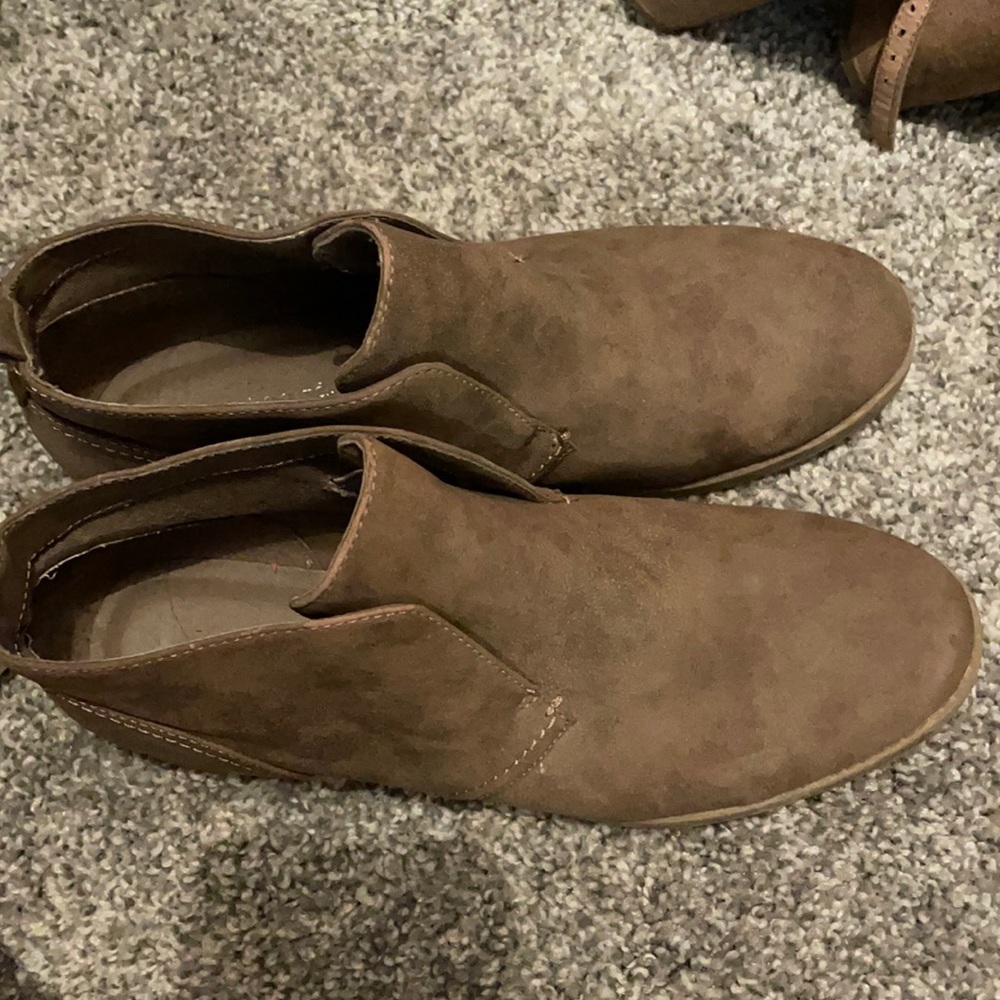 Indigo rd booties! Size 6
